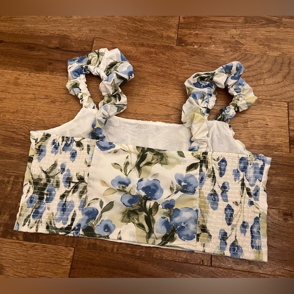 Abercrombie Scrunch Strap Poplin Top in Blue/Green Floral Print, Size XL - Picture 12 of 15